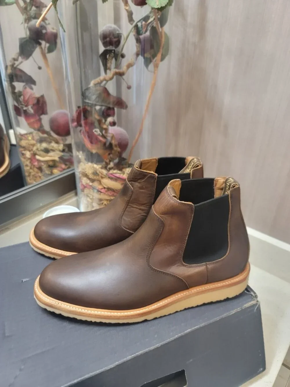 Rhodes Footwear Men’s Work Wedge Chelsea Boot Crepe Sole Size 11 New NIB Brown